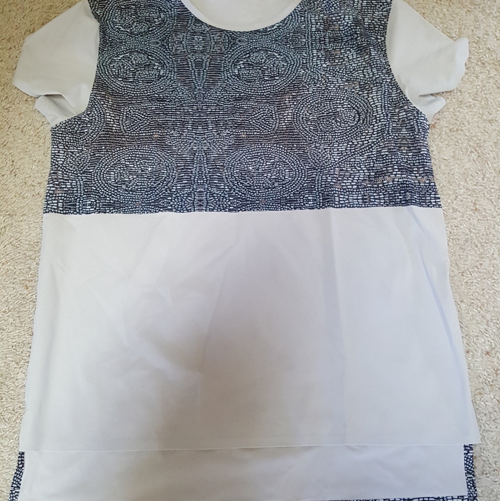 Lululemon Snap Shot Tee